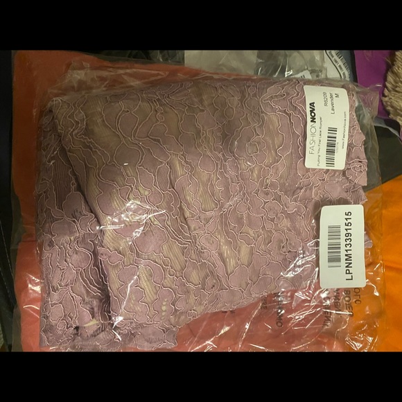 NWT sexy fashion nova romper - Picture 5 of 5